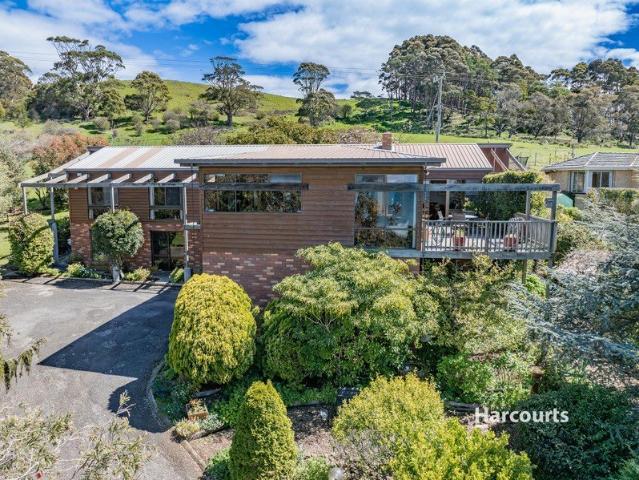 House for sale in Preservation Bay, Penguin