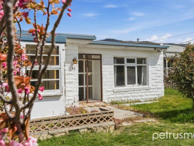 House for sale in Claremont, Hobart