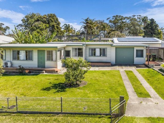 House for sale in Montreal, Wallaga Lake Heights
