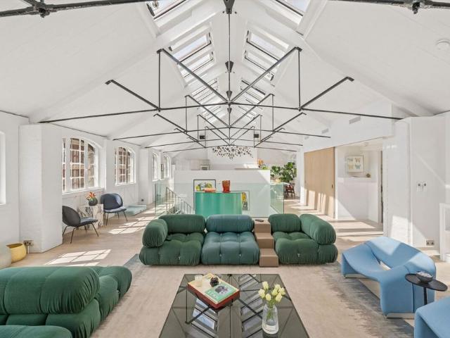 Apartment for rent in Soho, Greater London