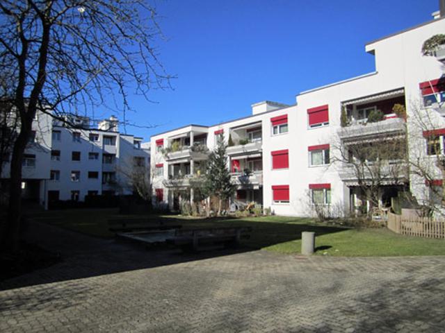 Apartment mieten in Einigen, Zürich