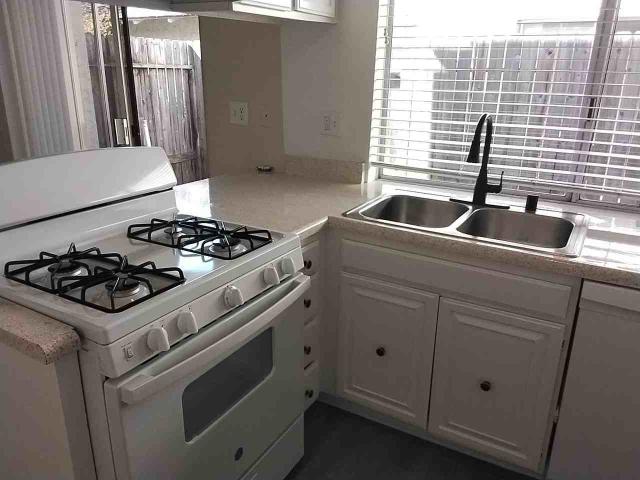 Apartment for rent in Wintersburg, Huntington Beach