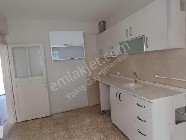 Karabağlar, İzmir içerisinde satılık mülk