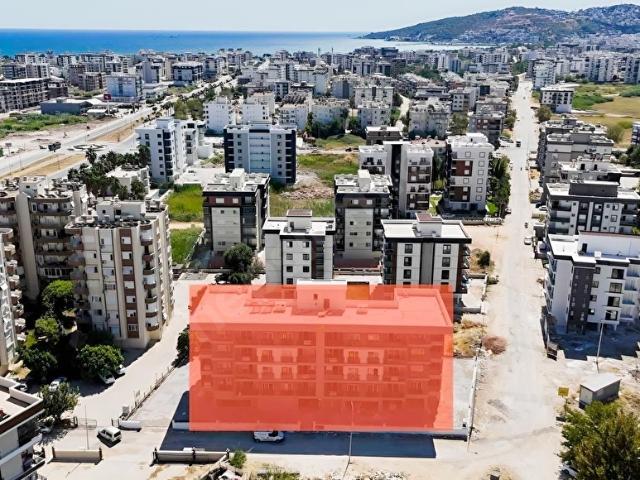 Kum, Finike içerisinde satılık mülk