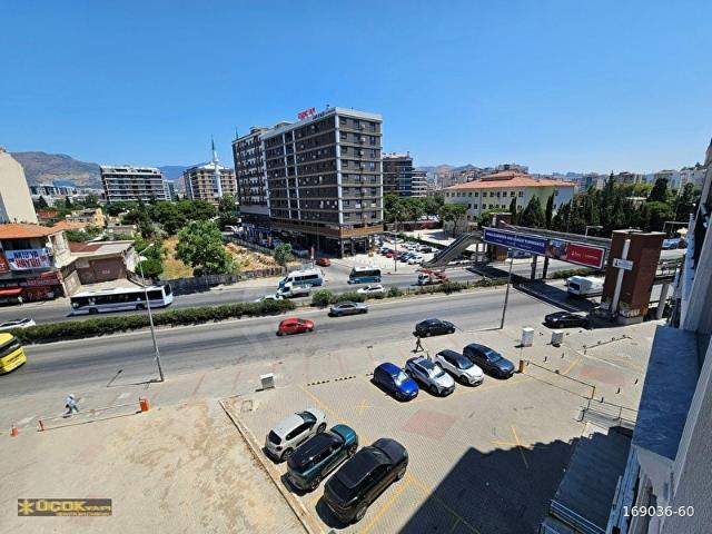 Karşiyaka, İzmir içerisinde satılık mülk