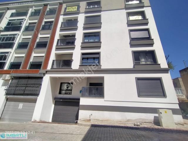 Bayrakli, İzmir içerisinde kiralık mülk