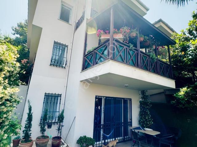 Göztepe Mahallesi, Beykoz içerisinde kiralık Villa