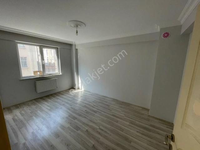 Sütlüce Mahallesi, Tepebaşı içerisinde kiralık mülk