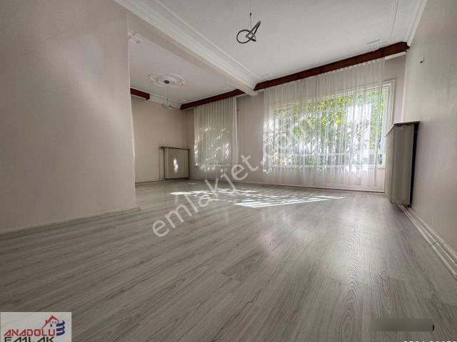 Yukarı Bahçelievler Mahallesi, Çankaya içerisinde kiralık mülk