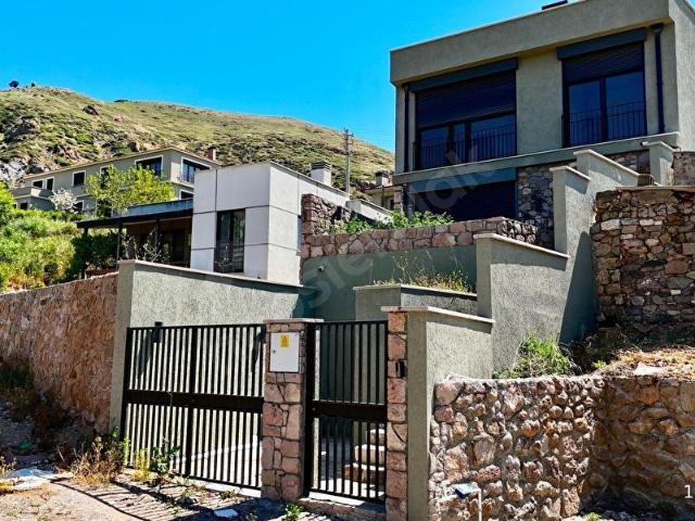 Ayvacik, Çanakkale içerisinde satılık Villa