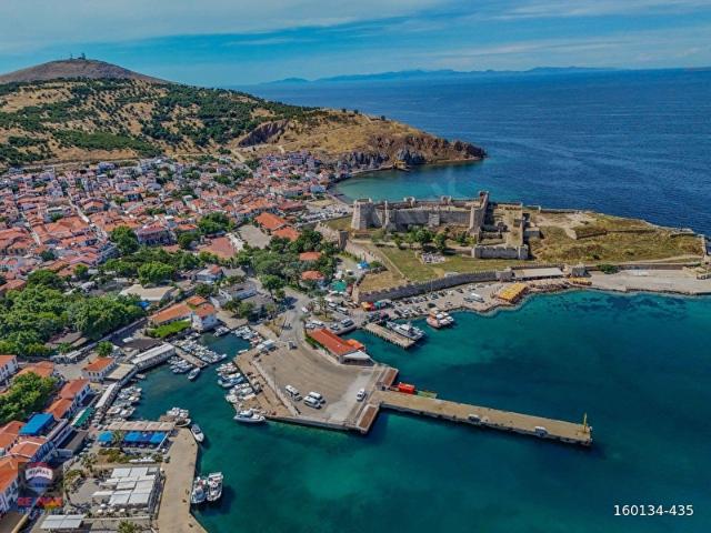 Bozcaada içerisinde satılık mülk
