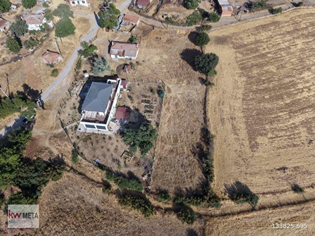 Yukarı Çarıksız, Çarıksız içerisinde satılık Arsa