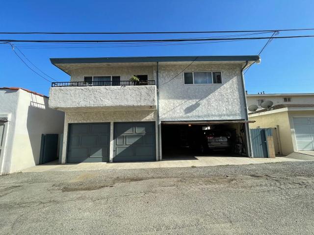 Apartment for rent in Canoga Park, California