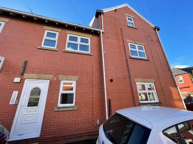 Apartment for rent in Calderstones