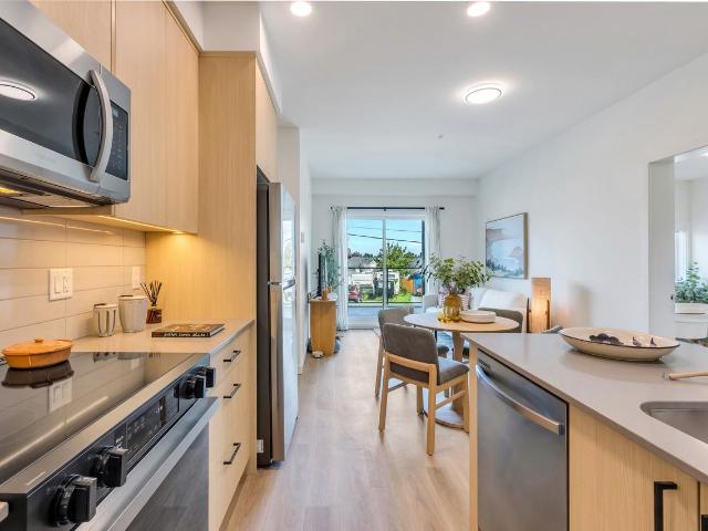 Apartment for rent in Esquimalt, British Columbia