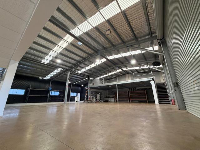 Warehouse for rent in Sutherland, New South Wales