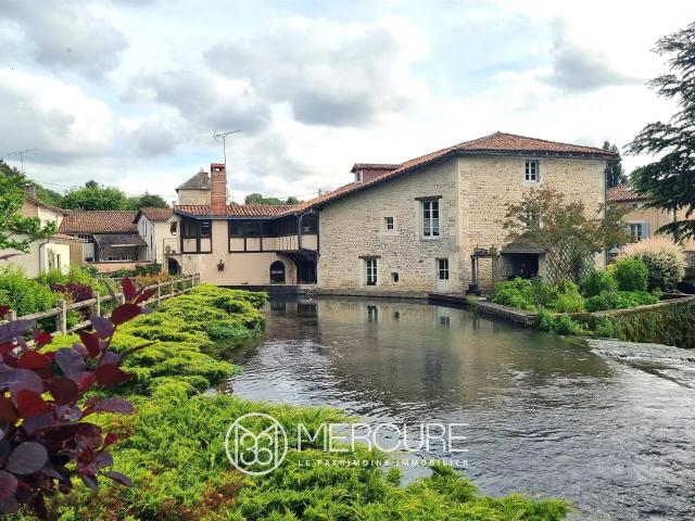 Maison vente à Montmorillon, Lizant