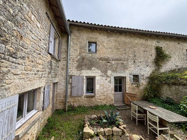 Maison vente à Niort, Mellé