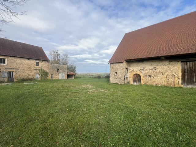 Maison vente à Charolles, Oyé