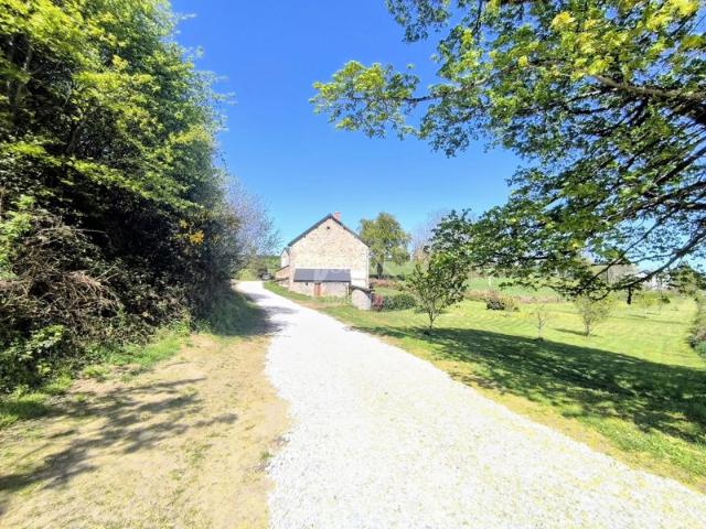 Maison vente à Riom, Gouttières