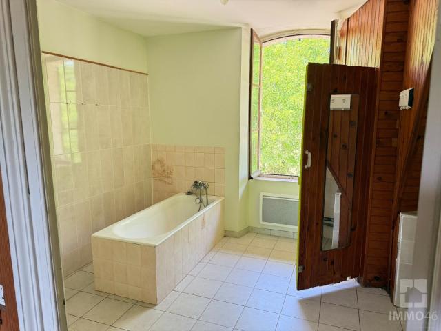 Maison vente à Cahors, Lamagdelaine