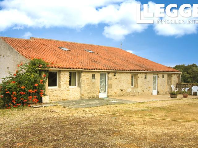 Maison vente à Fontenay-le-Comte, Saint-martin-des-fontaines