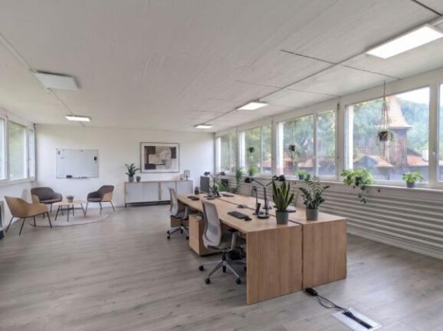 Büro kaufen in Moutier, Bern
