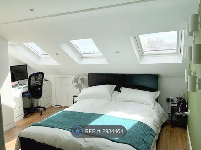 Room for rent in Glyndon, Plumstead