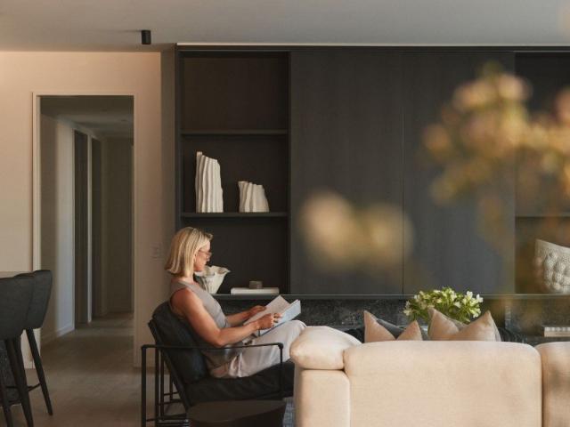 Apartment for sale in Victoria Harbour, Melbourne