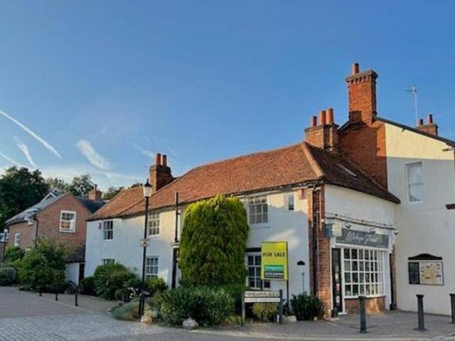 House for sale in Welwyn, Fretherne