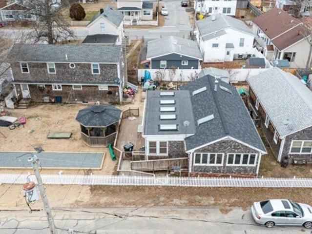 House for sale in Swansea