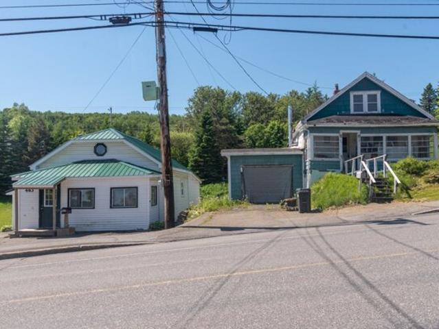 House for sale in Maine