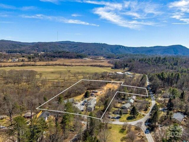 Apartment for sale in Brevard Apartment for sale in Brevard