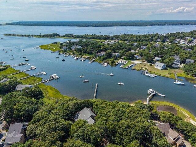 House for sale in Seconsett Island, Mashpee