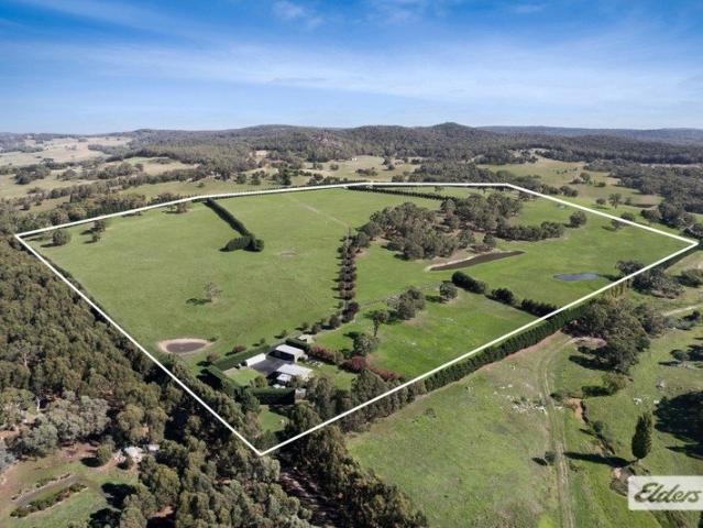 Cottage for sale in Baynton, Victoria