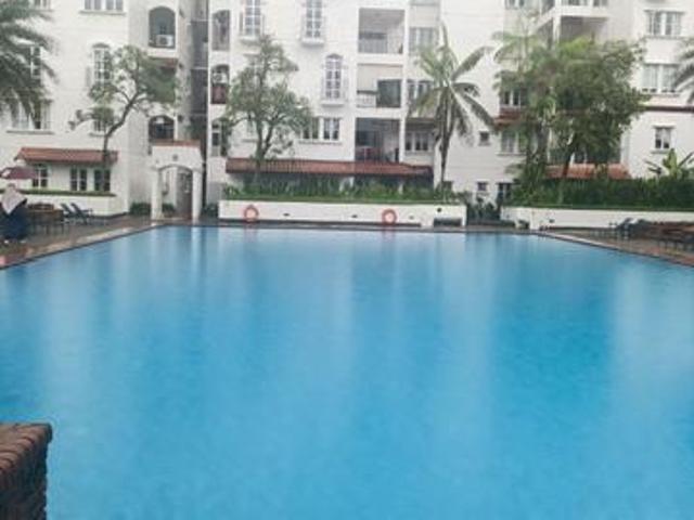 Condominium for sale in Pantai