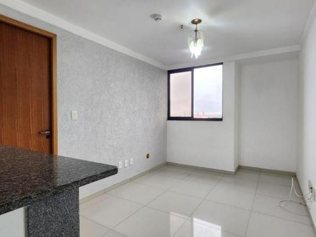 Apartamento venda em Região Geográfica Imediata do Distrito Federal, Região Integrada de Desenvolvimento do Distrito Federal e Entorno
