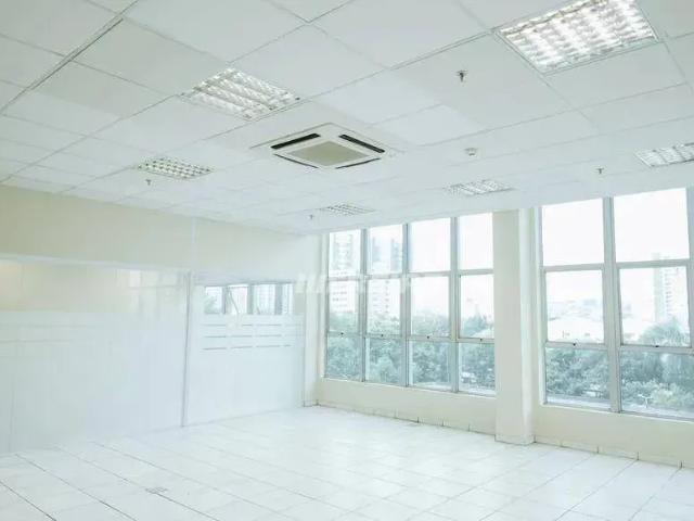 Ponto Comercial aluguel em Região Imediata de São Paulo, Região Metropolitana de São Paulo