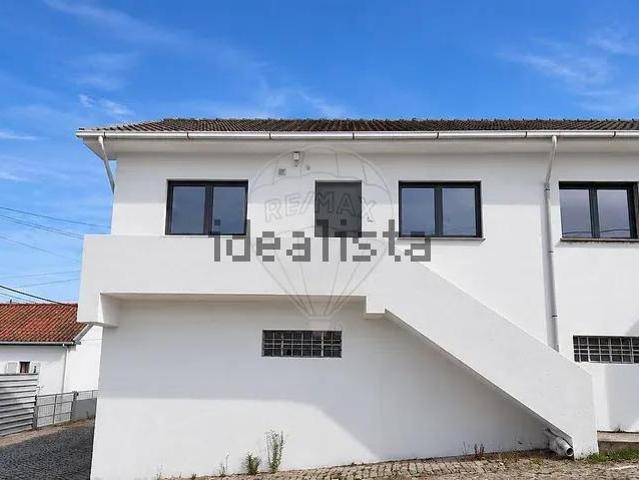 Casa venda em Quinchães, Fafe