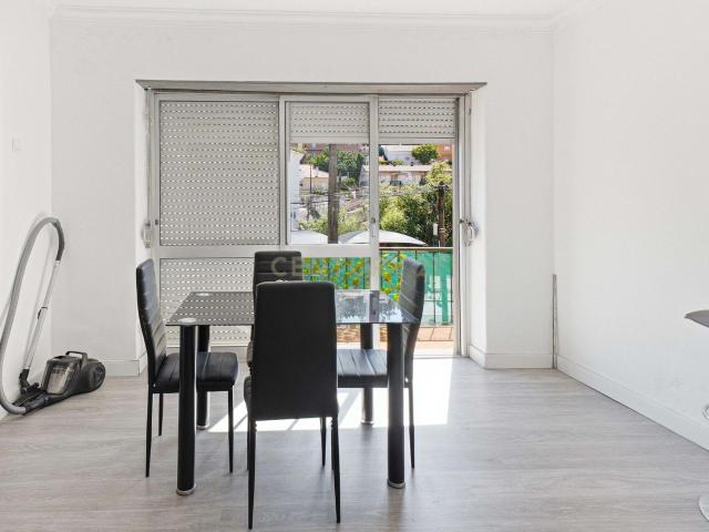 Casa venda em Bairro dos CTT, Odivelas