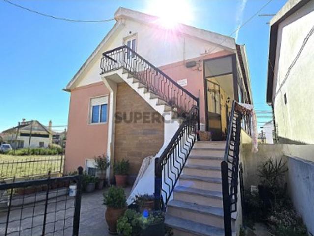 Casa venda em Bairro dos CTT, Odivelas