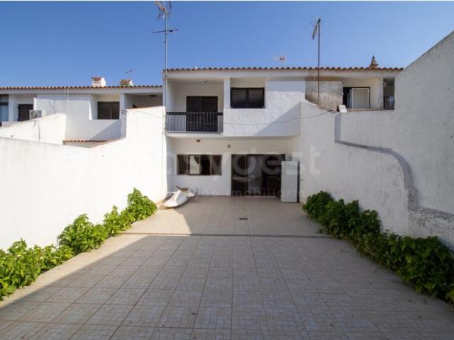 Casa venda em Monte Gordo