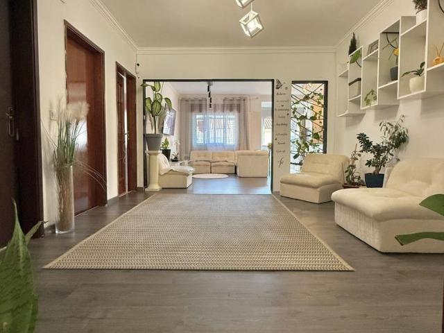 Apartamento venda em Corroios, Vale de Milhaços