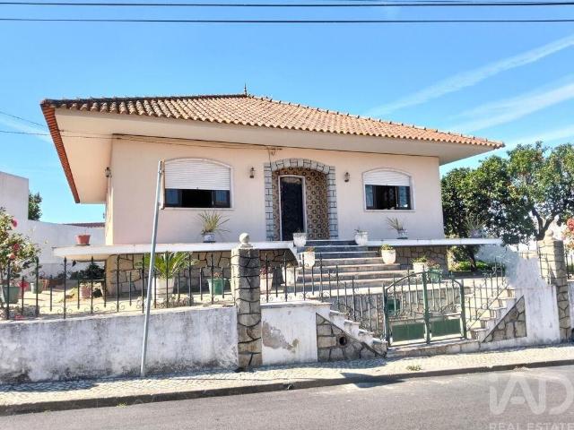 Casa venda em Alto da Coelha, Chamusca