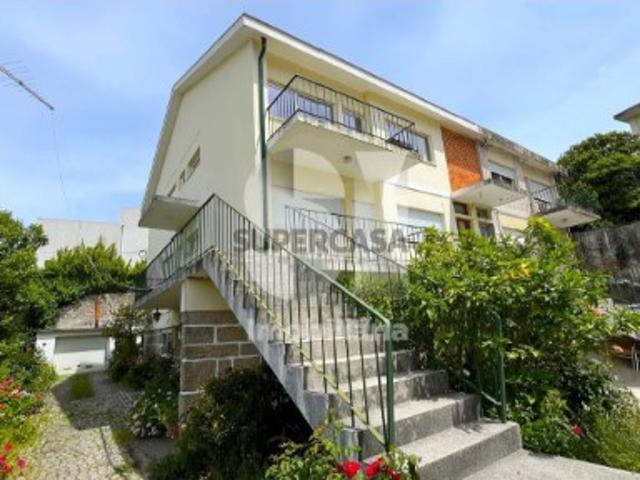 Casa venda em Quinchosos, Vila Real