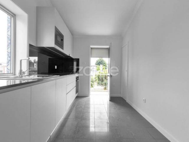 Apartamento venda em Gondivai, Porto