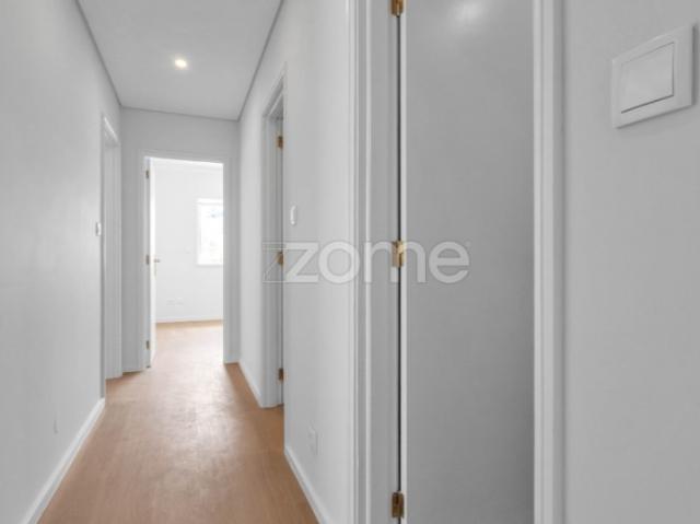 Apartamento venda em Gondivai, Porto
