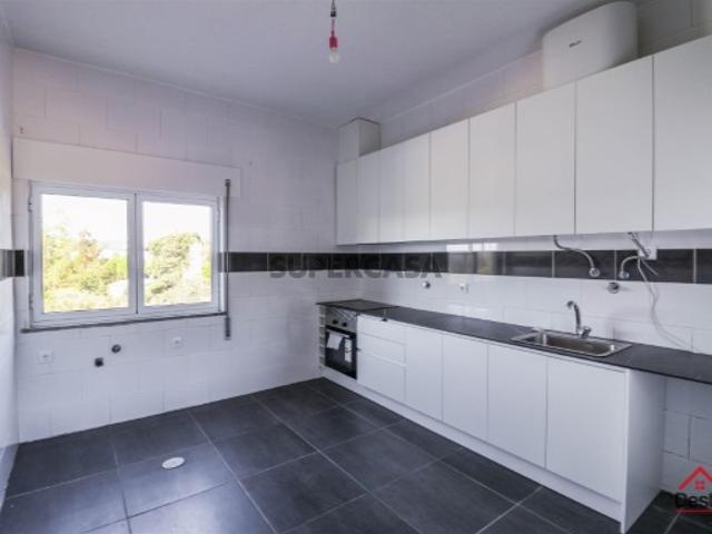 Casa venda em Rio de Loba, Viseu
