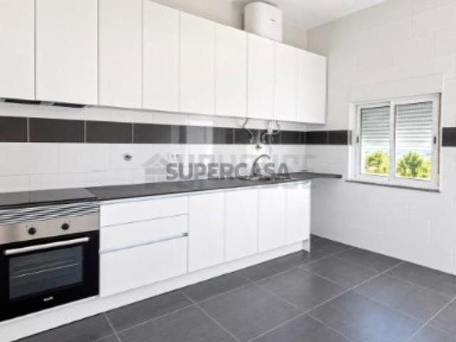 Casa venda em Rio de Loba, Viseu