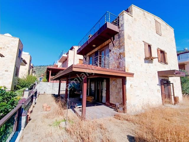 Çandarlı Mahallesi, Dikili içerisinde satılık Villa
